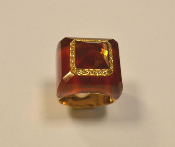 Anello in oro giallo,quarzo citrino e brillanti, marcato Moonlight, g 21,40 