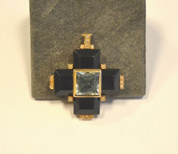 Pendente in oro giallo,con onice, acquamarina e brillanti, marcato Moonlight,g 15