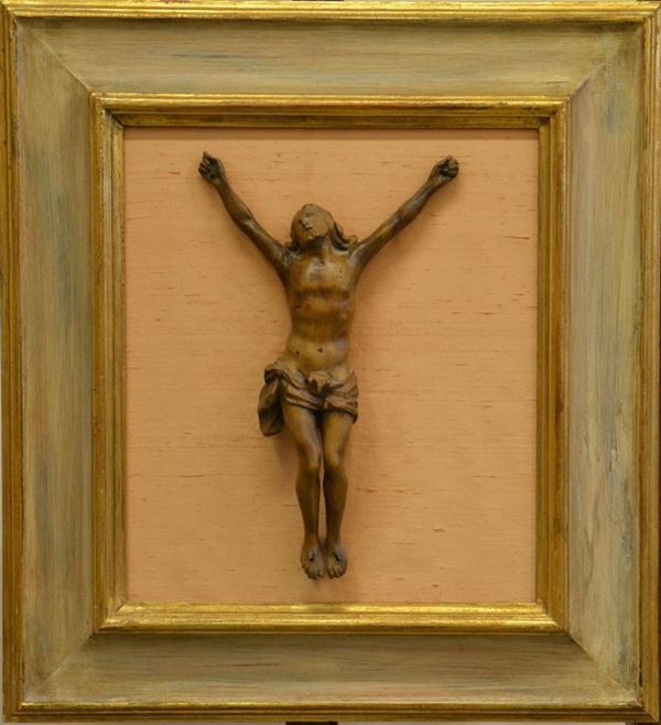 Scultura, inizi sec. XIX, in legno, GESUâ€™ CROCEFISSO, entro cornice, alt. cm 34