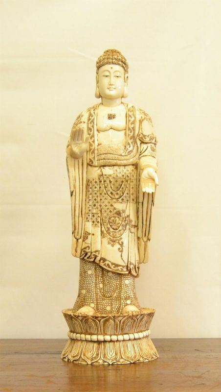 Scultura, Cina,  sec. XX , in osso e avorio, raffigurante GUERRIERO, alt. cm 53