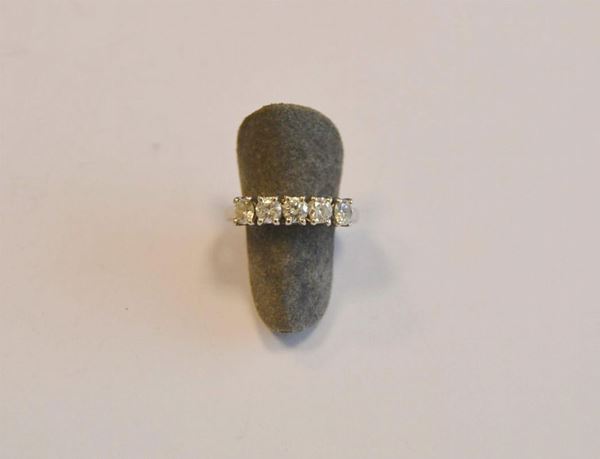  Anello in oro bianco 
