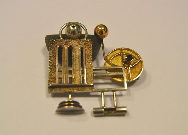  Spilla scultura in oro e argento  