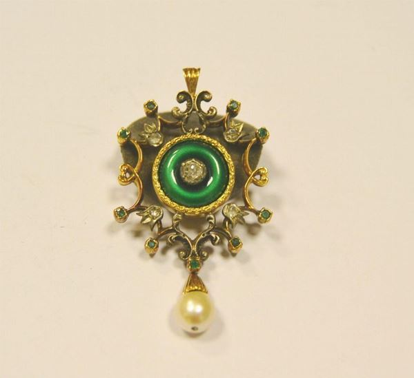  Pendente in oro,diamanti e smalto 