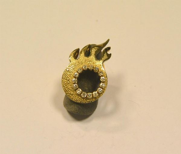  Anello scultura, in oro giallo 