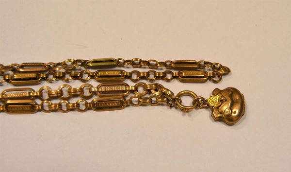  Collana sec. XIX ,in oro a basso titolo 