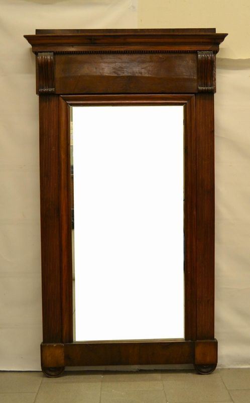  Specchiera, Toscana, sec. XIX,  entro cornice in noce  - Asta Antiquariato, Collezionismo & Gioielli - Poggio Bracciolini Casa d'Aste