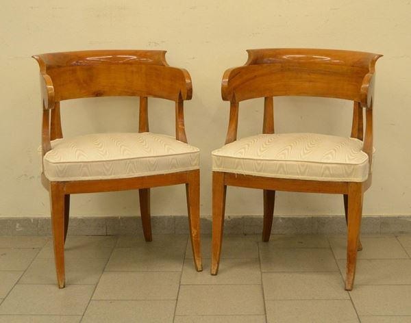  Coppia di poltroncine, Direttorio, sec. XIX,  in ciliegio,