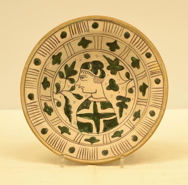  Piatto fondo, Viterbo, 1430 circa,  in maiolica decorata