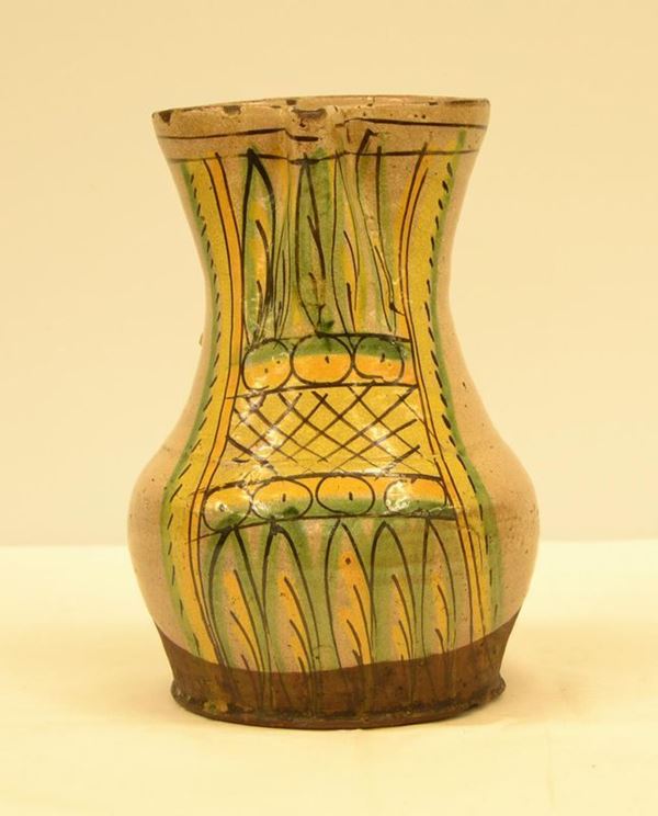  Boccale, Arezzo, sec. XVIII,  in maiolica decorata