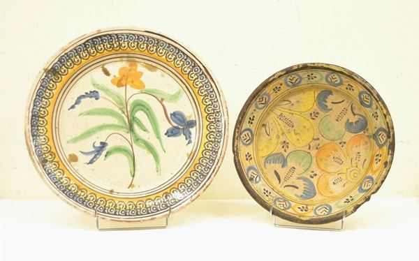  Piatto, Italia meridionale, sec. XVIII,    - Asta Antiquariato, Collezionismo & Gioielli - Poggio Bracciolini Casa d'Aste