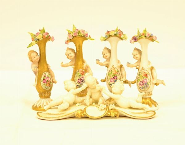  Cinque sculturine, inizi sec. XX,  in ceramica  - Asta Antiquariato, Collezionismo & Gioielli - Poggio Bracciolini Casa d'Aste