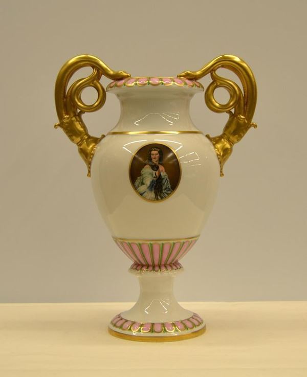  Vaso, sec. XX, in ceramica,  decorato con 
