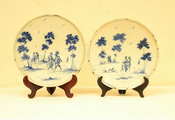  Coppia di alzate, Savona, sec. XVIII,  in maiolica