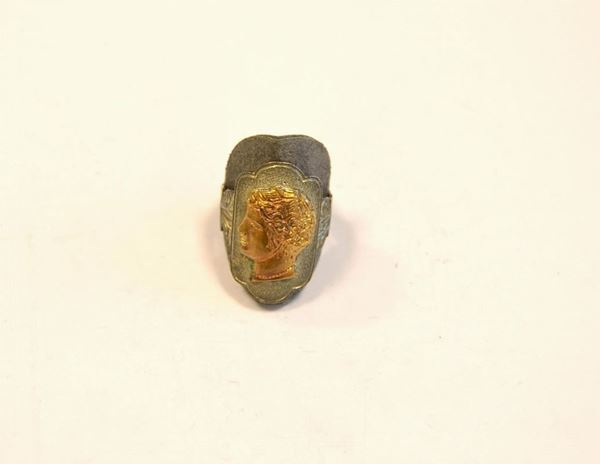 Anello in oro e argento 