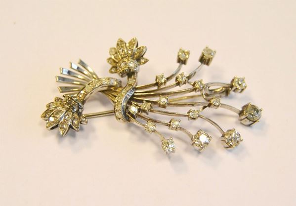  Spilla in oro bianco e diamanti 