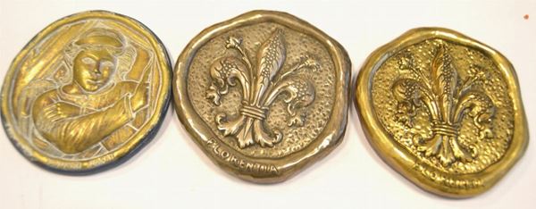  Medaglione in argento   - Asta Decorazione di interni - Poggio Bracciolini Casa d'Aste