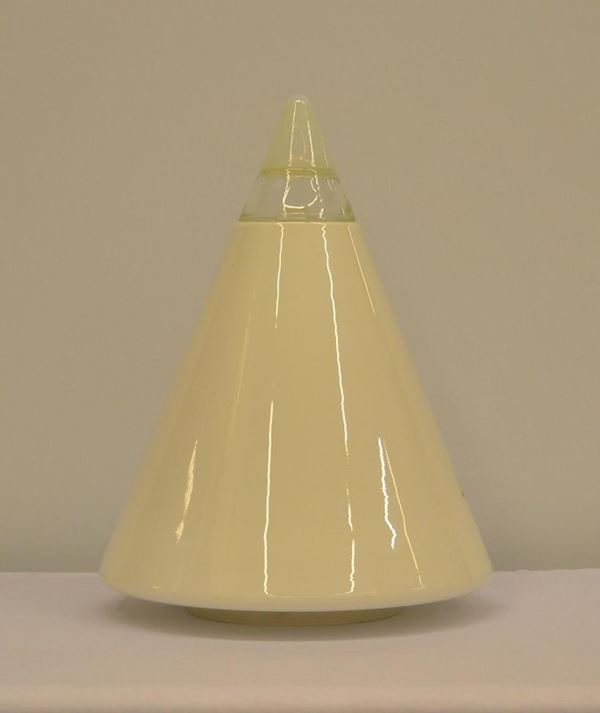   Lume da tavolo, anni '80,  in vetro  - Asta Decorazione di interni - Poggio Bracciolini Casa d'Aste