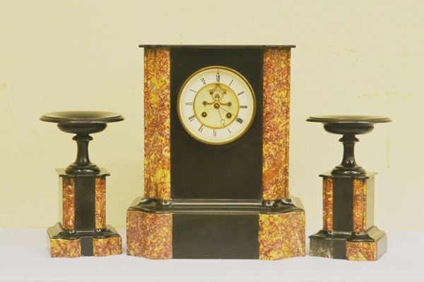  Trittico, Francia, inizi sec. XX,  in lavagna e marmo,  - Asta Decorazione di interni - Poggio Bracciolini Casa d'Aste