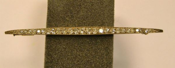  Spilla in oro e diamanti 
