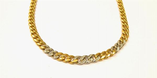  Collana in oro giallo,bianco e diamanti  