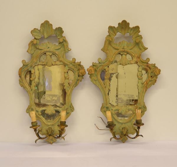  Due ventoline, Toscana, sec. XVIII,  in legno laccato e 