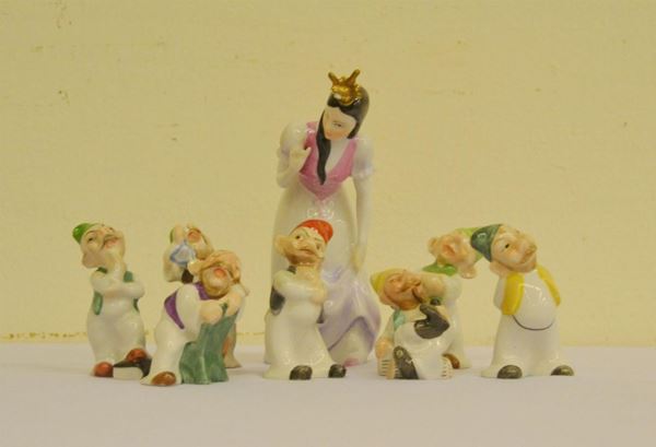  Otto sculture, sec. XX,  in porcellana HEREN, 