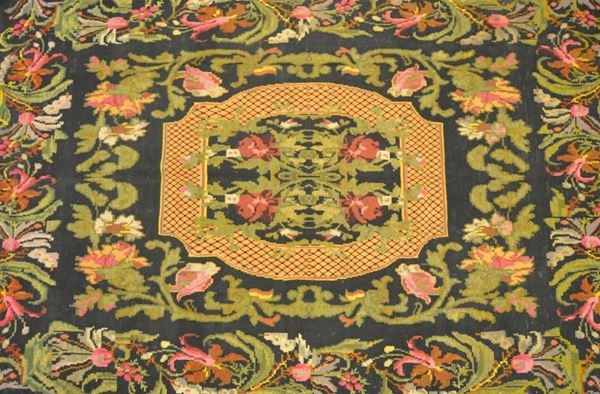  Tappeto karabak, del 1915,  fondo nero decorato con fiori