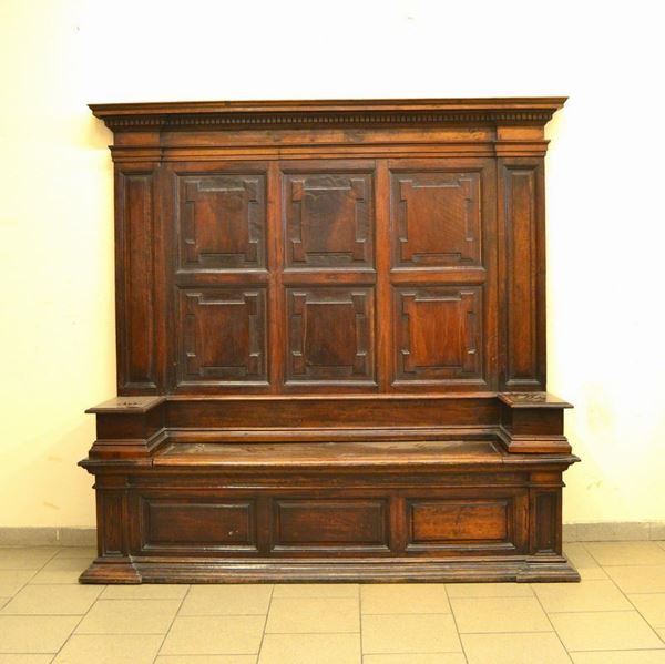  Cassapanca da chiesa, Emilia, in stile XVII,  in noce, seduta da alzarsi, 