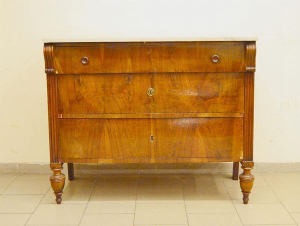  Cassettone, Toscana, fine sec. XIX,  in radica di noce,