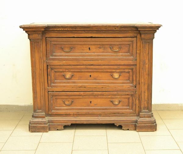  Cassettone, Toscana, sec. XIX,  in legno tenero, 