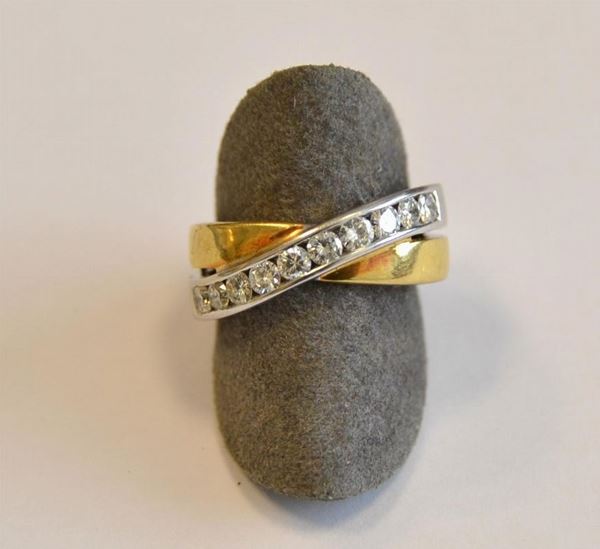  Anello in oro giallo,oro bianco e diamanti 