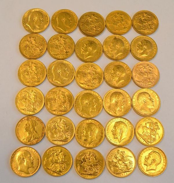  Trenta monete in oro &nbsp; Sterlina , g 239.40 (30)  - Asta Antiquariato, collezionismo e gioielli - Poggio Bracciolini Casa d'Aste