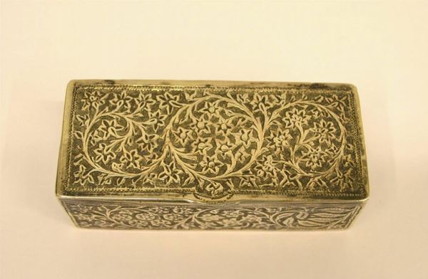  Tabacchiera rettangolare allungata in argento                                  - Asta Antiquariato, collezionismo e gioielli - Poggio Bracciolini Casa d'Aste