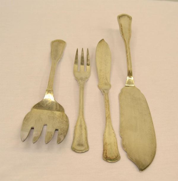  Servito di posate da pesce in argento    - Asta Antiquariato, collezionismo e gioielli - Poggio Bracciolini Casa d'Aste