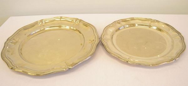   Due piatti in argento   - Asta Antiquariato, collezionismo e gioielli - Poggio Bracciolini Casa d'Aste