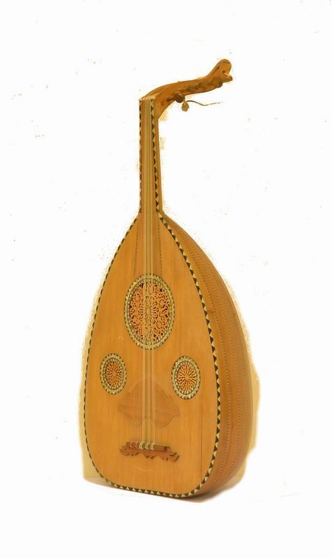  Mandolino, inizi sec. XX,  in vari legni,