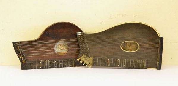  Due chitarre, inizi sec. XX,  in legno