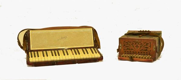  Fisarmonica, Germania, sec. XX,  manifattura Hohner  - Asta Antiquariato, collezionismo e gioielli - Poggio Bracciolini Casa d'Aste