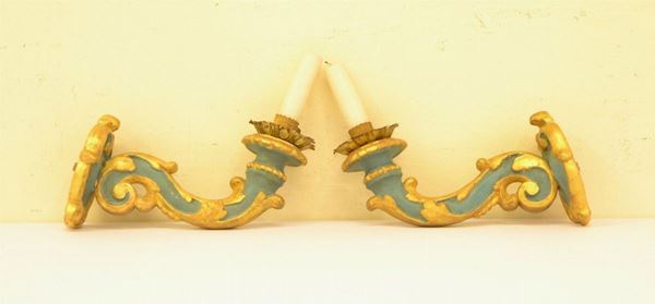  Coppia di candelieri da parete, in stile 700,    - Asta Antiquariato, collezionismo e gioielli - Poggio Bracciolini Casa d'Aste