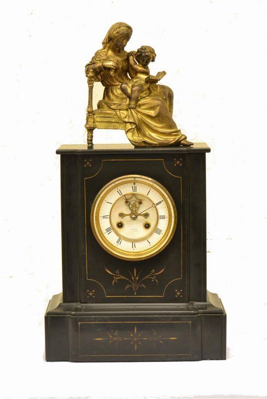  Orologio da tavolo, Francia, fine sec. XIX,  in lavagna, mostra in metallo