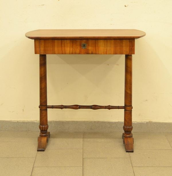  Tavolino da lavoro, sec. XIX,  in ciliegio,   - Asta Antiquariato, collezionismo e gioielli - Poggio Bracciolini Casa d'Aste