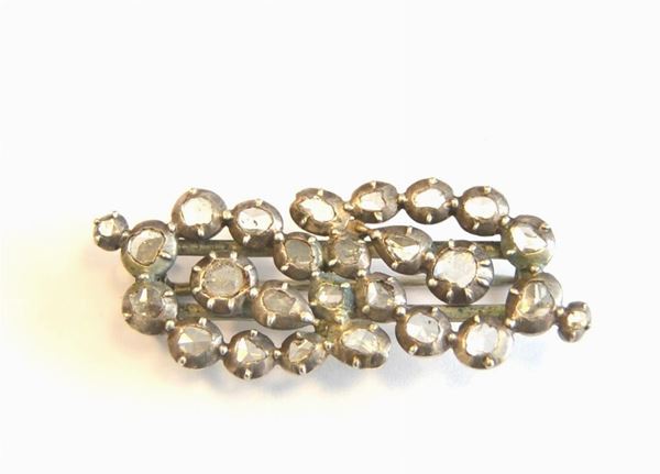  Spilla , inizi sec.XX in argento e diamanti   - Asta Gioielli, argenti, modernariato, mobili e dipinti - Poggio Bracciolini Casa d'Aste