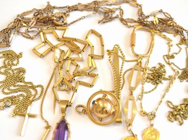  Collana in oro giallo 