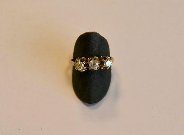  Anello Trilogy, in oro bianco e diamanti 