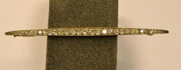  Spilla in oro e diamanti 