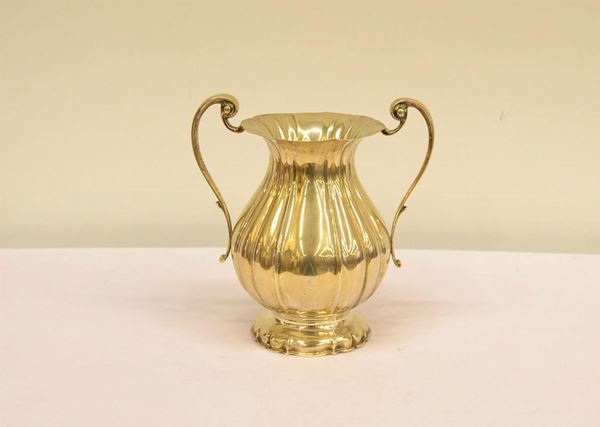  Vaso biansato, sec. XX  in argento  