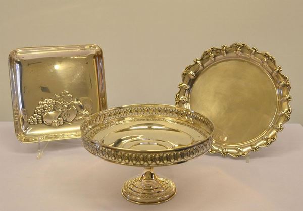  Vassoio in argento                                                            - Asta Gioielli, argenti, modernariato, mobili e dipinti - Poggio Bracciolini Casa d'Aste