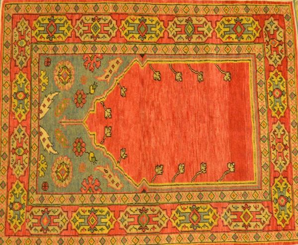  Tappeto turco Kayseri,  fondo rosso a motivo di preghiera,   - Asta Gioielli, argenti, modernariato, mobili e dipinti - Poggio Bracciolini Casa d'Aste