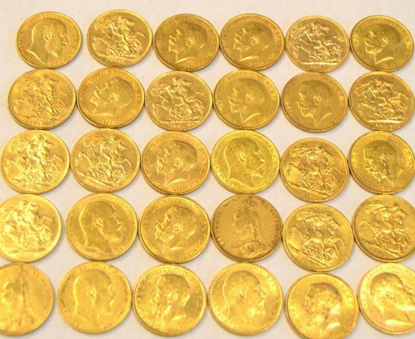 Trenta Sterline in oro , g 239,6 (30)