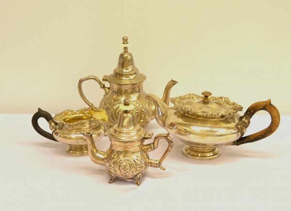 Due caffettiere , Marocco sec. XX  - Asta Antiquariato, Collezionismo & Gioielli - Poggio Bracciolini Casa d'Aste